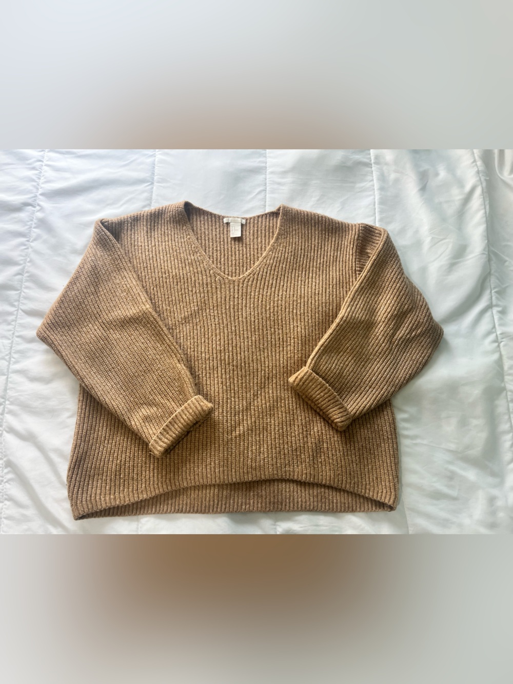 H&M Ribbed V-Neck Sweater in Camel Brown